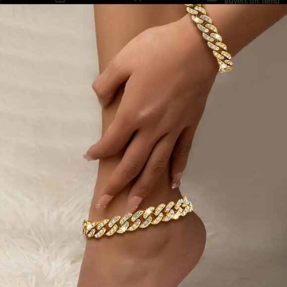 💥9" Chunky Cuban Link Bracelet with rhinestones - Picture 3 of 3